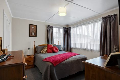 Photo of property in 240 Egmont Street, Patea, 4520