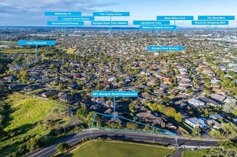 Photo of property in 281 Sturges Road, Henderson Valley, Auckland, 0612