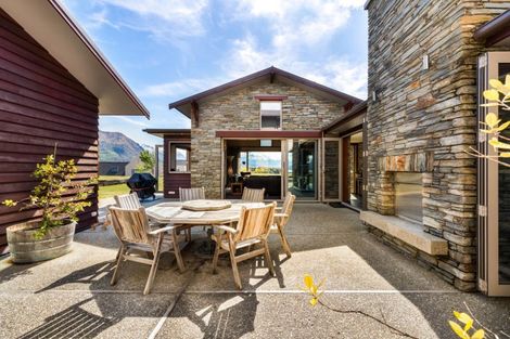 Photo of property in 19 Ridgecrest, Wanaka, 9305