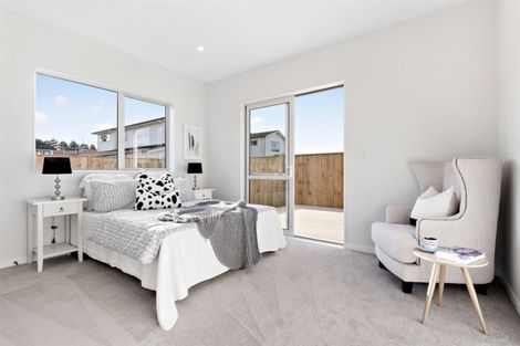 Photo of property in 16 Toanui Road, Hobsonville, Auckland, 0616