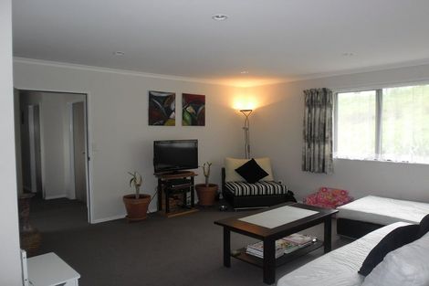 Photo of property in 8 Abbey Way, Whitby, Porirua, 5024