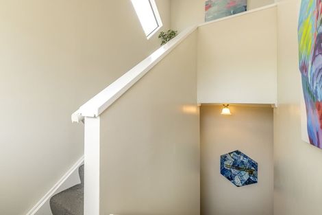 Photo of property in 35b Tiromoana Road, Raumati South, Paraparaumu, 5032