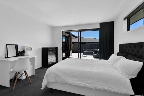 Photo of property in 44 Aratapu Street, Waitara, 4320