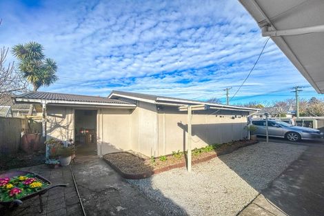 Photo of property in 32 Greendale Avenue, Avonhead, Christchurch, 8042