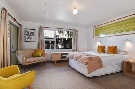 Photo of property in 137 Koutu Road, Kawaha Point, Rotorua, 3010