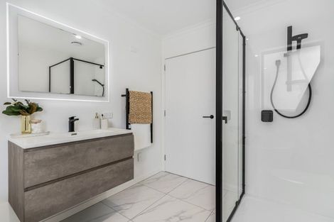 Photo of property in 68 Park Street, Winton, 9720