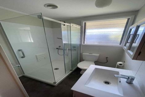 Photo of property in 6 Azalea Place, Waiuku, 2123