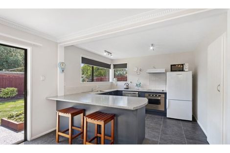 Photo of property in 3 Sunbeam Place, Halswell, Christchurch, 8025