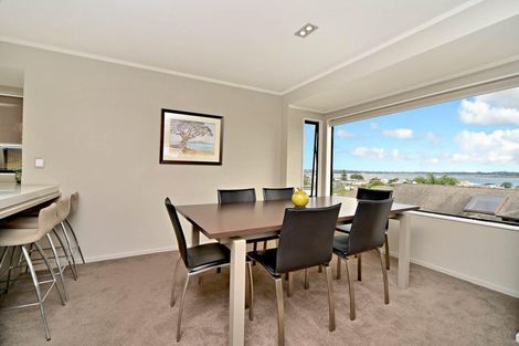 Photo of property in 3a Lynton Road, Bucklands Beach, Auckland, 2012