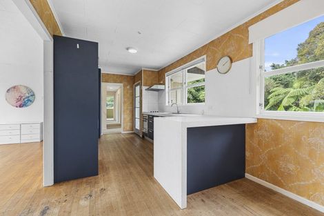 Photo of property in 52 Pitcairn Street, Oakura, 4314