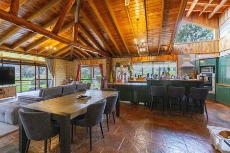 Photo of property in 872 Pourerere Road, Omakere, Waipawa, 4271