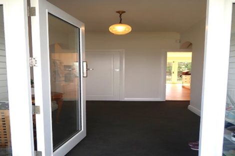 Photo of property in 84 Mills Road, Brooklyn, Wellington, 6021