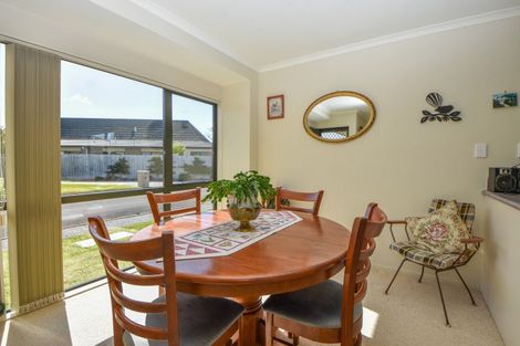 Photo of property in Villa Estate, 47/55 Armstrong Avenue, Carterton, 5713