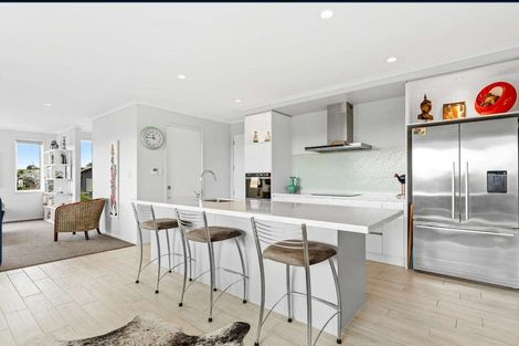 Photo of property in 16 Discovery Drive, Gulf Harbour, Whangaparaoa, 0930
