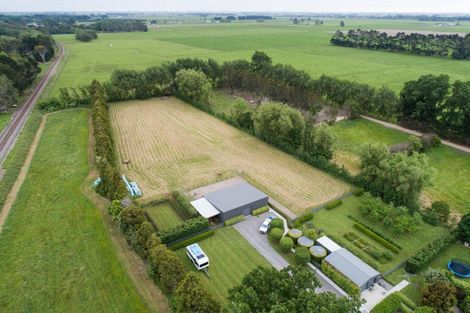 Photo of property in 33 Cloverlea Road, Westbrook, Palmerston North, 4475