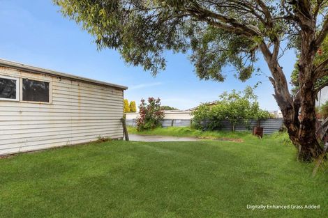 Photo of property in 4 Matipo Street, Castlecliff, Wanganui, 4501