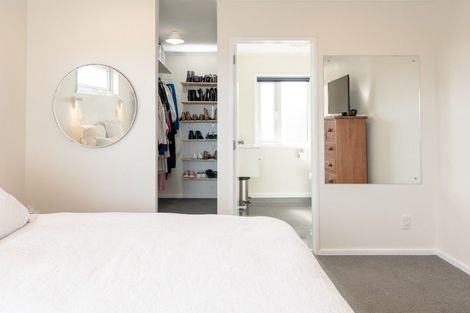 Photo of property in 11 Bay Lair Grove, Island Bay, Wellington, 6023