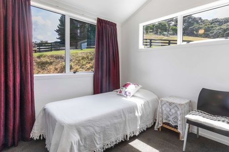 Photo of property in 288 Bellville Drive, Coromandel, 3506