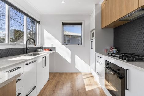 Photo of property in 20b Adams Road, Manurewa, Auckland, 2102