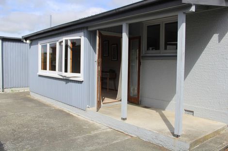 Photo of property in 17 Durham Street, Winton, 9720