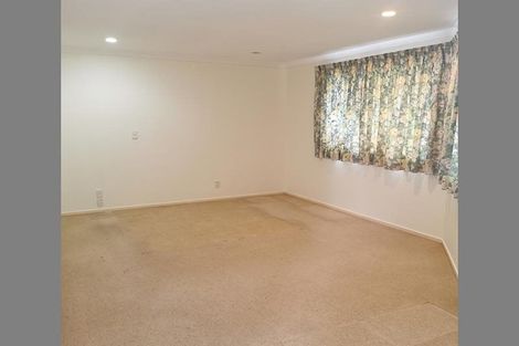 Photo of property in 3 Andover Way, Goodwood Heights, Auckland, 2105