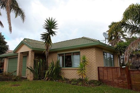 Photo of property in 6 Xena Way, Henderson, Auckland, 0612