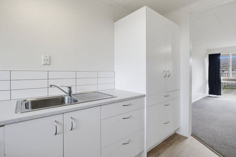 Photo of property in 1/146 Victoria Avenue, Hokowhitu, Palmerston North, 4410