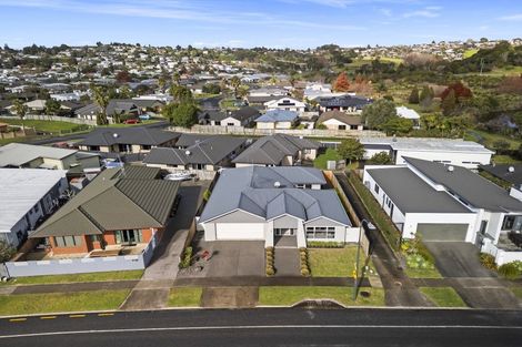 Photo of property in 304 Carmichael Road, Brookfield, Tauranga, 3110