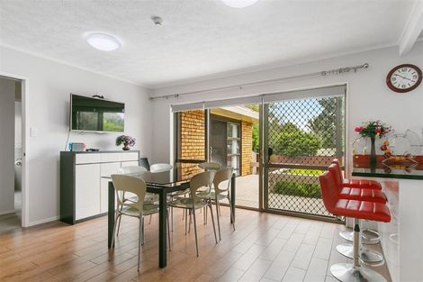 Photo of property in 295 Bucklands Beach Road, Bucklands Beach, Auckland, 2012