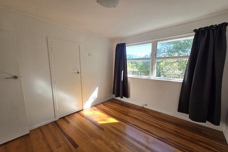 Photo of property in 38 Catherine Crescent, Paparangi, Wellington, 6037