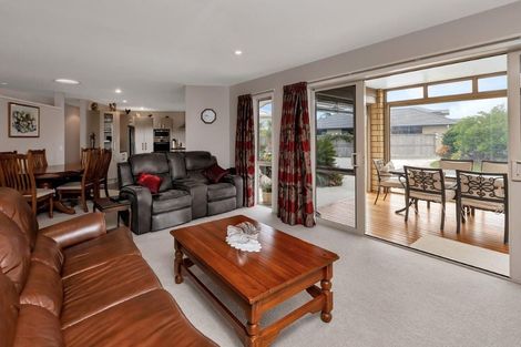 Photo of property in 10 Sea Dune Place, Ruakaka, 0116