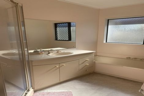 Photo of property in 20 Maurice Borich Place, Henderson, Auckland, 0610
