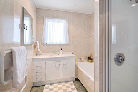 Photo of property in 22 Tennyson Crescent, Stoke, Nelson, 7011