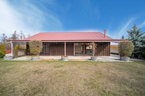 Photo of property in 2 Waenga Drive, Cromwell, 9310