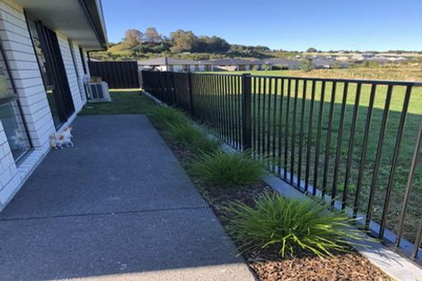 Photo of property in 70 Pakanga Grove, Pyes Pa, Tauranga, 3112