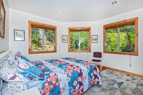 Photo of property in 69 Memorial Drive, Parahaki, Whangarei, 0112