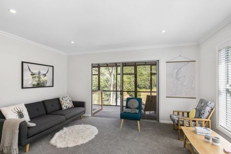 Photo of property in 137 Houghton Bay Road, Houghton Bay, Wellington, 6023