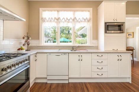 Photo of property in 20 Roa Road, Fendalton, Christchurch, 8041