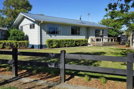 Photo of property in 4 Elmwood Crescent, Pukete, Hamilton, 3200