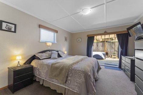 Photo of property in 87 Leinster Avenue, Raumati South, Paraparaumu, 5032