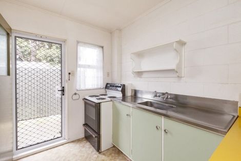 Photo of property in 2/364 Featherston Street, Palmerston North, 4414