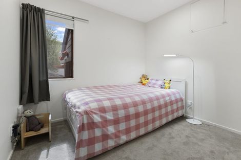 Photo of property in 2/34 Sycamore Drive, Sunnynook, Auckland, 0620