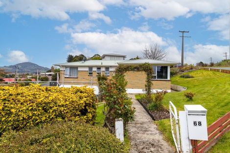 Photo of property in 68 Waldron Crescent, Green Island, Dunedin, 9018