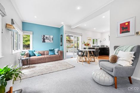 Photo of property in 67 Norton Park Avenue, Fairfield, Lower Hutt, 5011