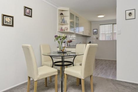 Photo of property in 5/1 Akehurst Avenue, New Lynn, Auckland, 0600