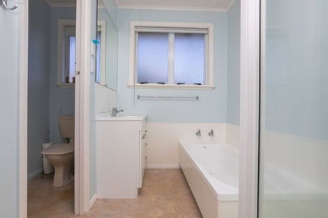 Photo of property in 72 Barraud Street, Dannevirke, 4930