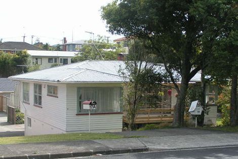 Photo of property in 2/17 Bond Crescent, Forrest Hill, Auckland, 0620