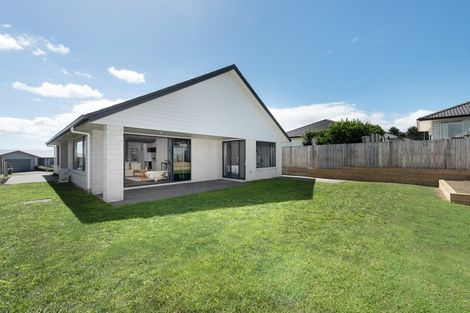 Photo of property in 6 Benmore Crescent, Pyes Pa, Tauranga, 3112