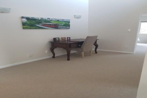 Photo of property in 28 Cosgrove Rise, Riverstone Terraces, Upper Hutt, 5018