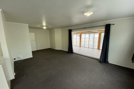 Photo of property in 15 Ross View Terrace, Dinsdale, Hamilton, 3204